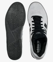 Titelseite -Skatedeluxe Geschäft 156006 1 adidas SkateboardingTyshawn