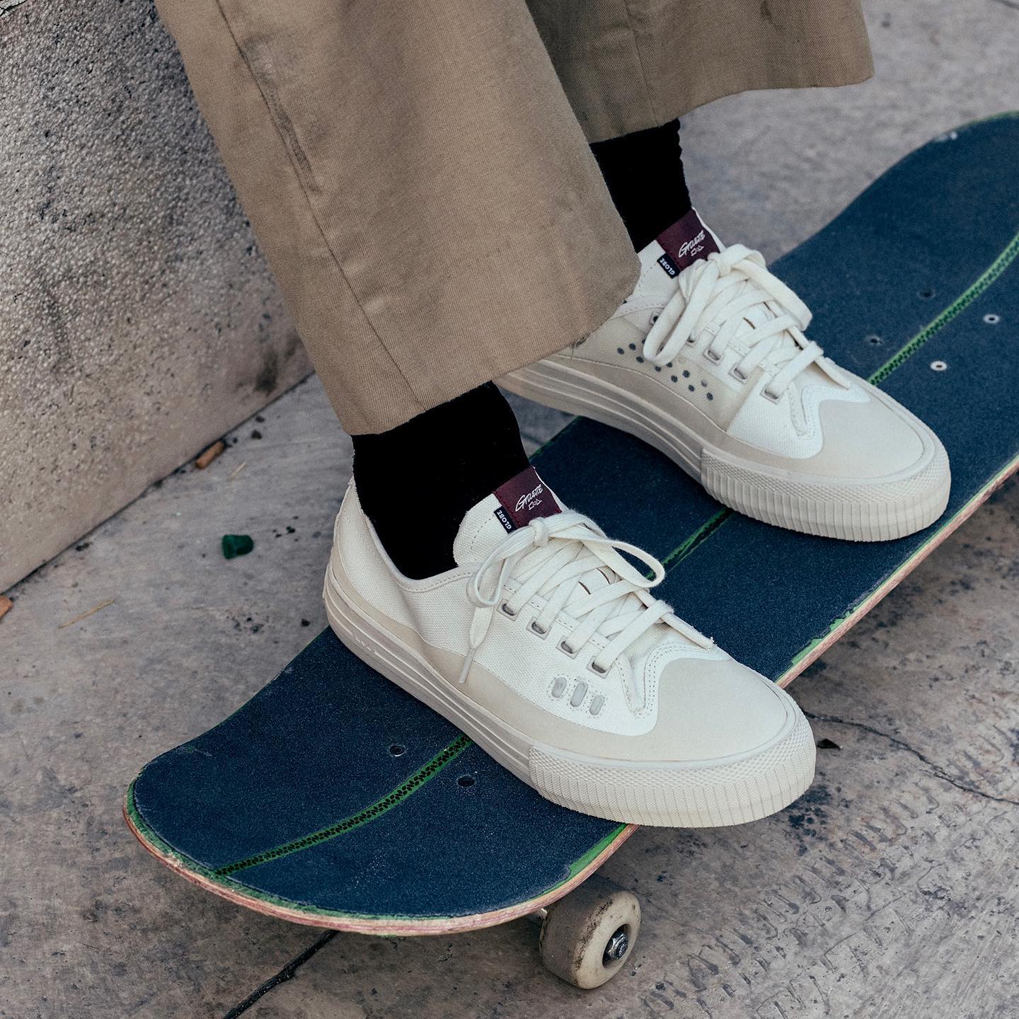 Titelseite 2 Titelseite -Skatedeluxe Geschäft 19